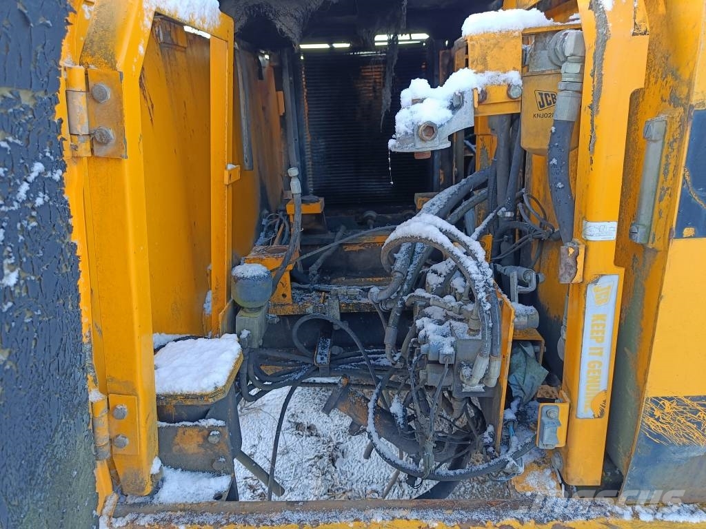JCB JS 180 L
