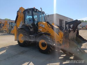 JCB 3CX — foto 16