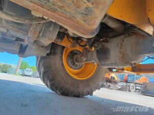 JCB 3CX — foto 8