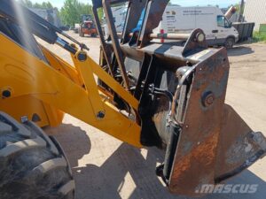 JCB 3CX — foto 13